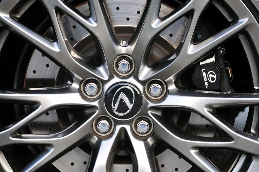  Lexus IS-F 2008 года  (фото 375 из 376)